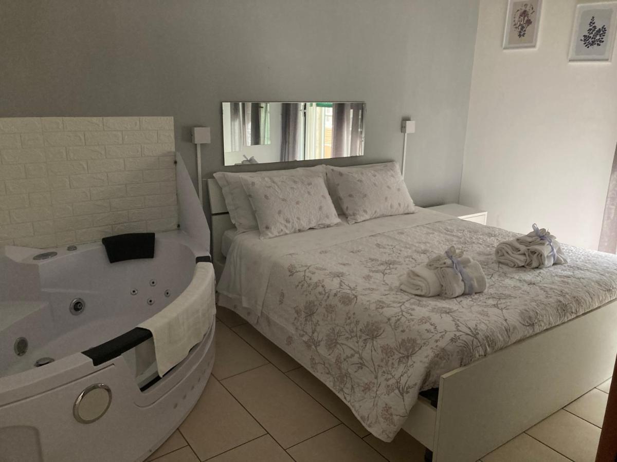 Вилла De Gasperi House Неаполь Экстерьер фото